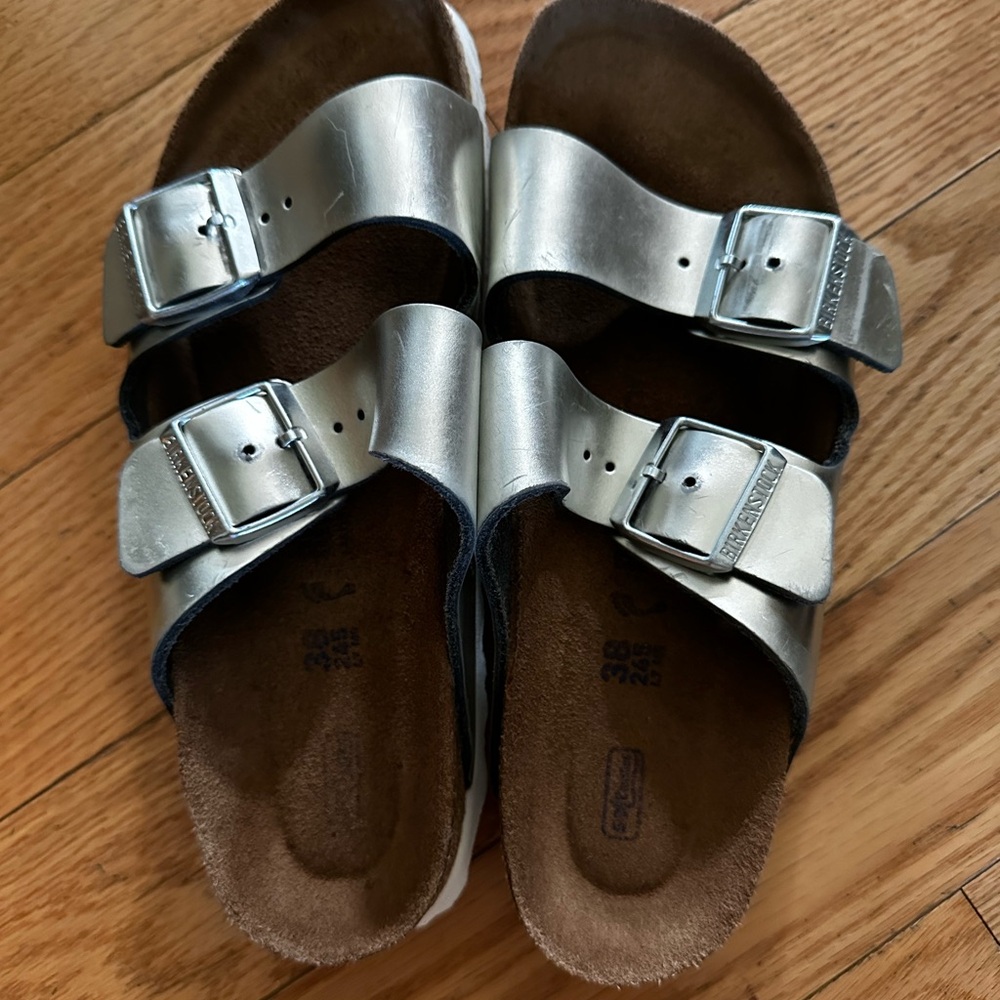 Birkenstock Arizona Silver Sandals women’s 7 men’s 5